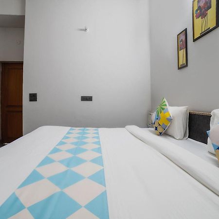 Hotel O Home Gautam Homestay Дехрадун Экстерьер фото