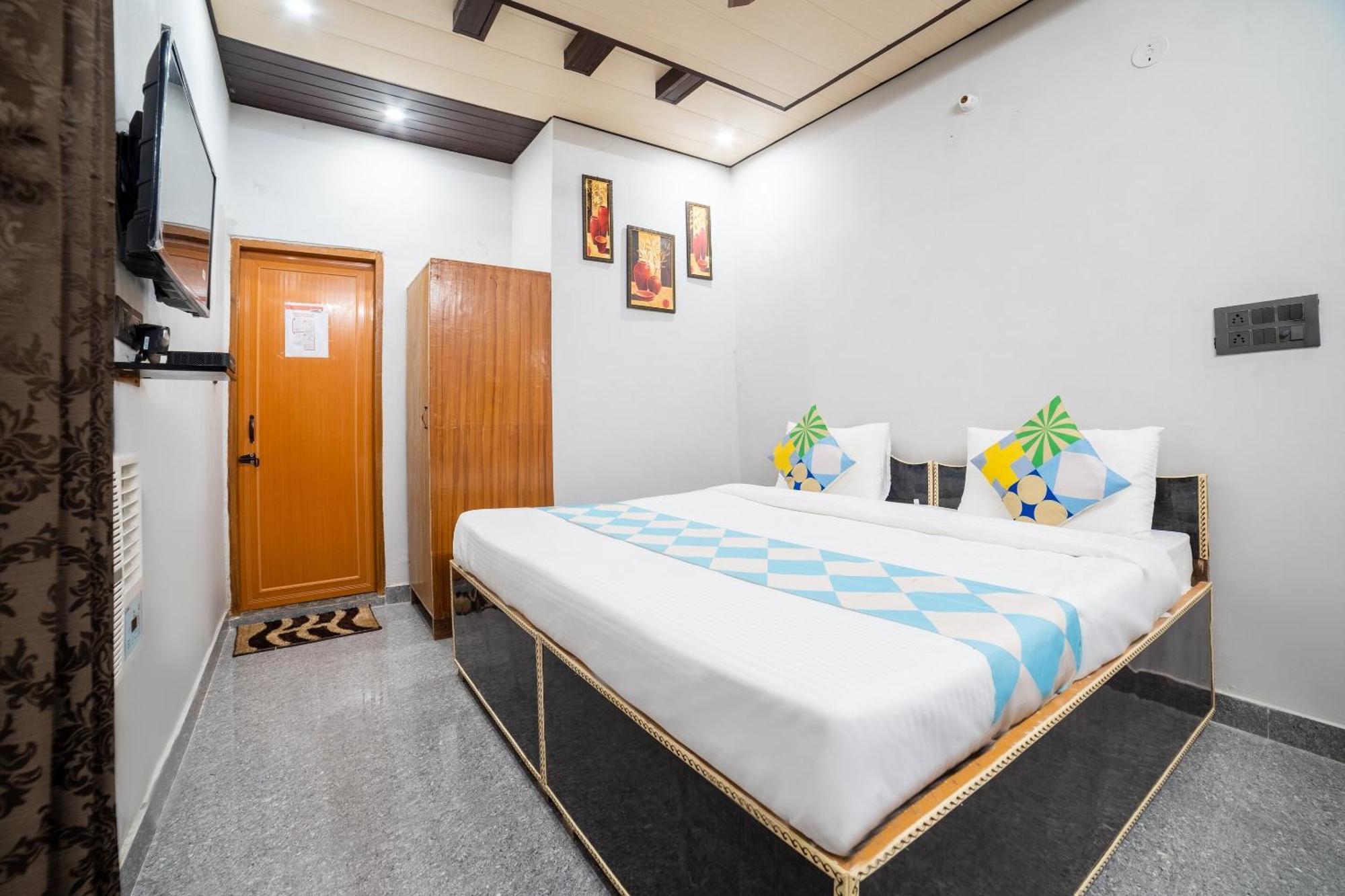 Hotel O Home Gautam Homestay Дехрадун Экстерьер фото
