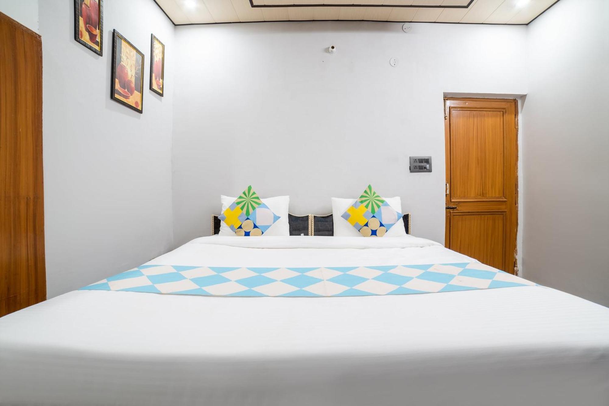 Hotel O Home Gautam Homestay Дехрадун Экстерьер фото